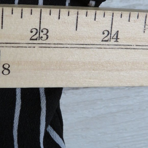 Croft & Barrow* Women's Long Tab Sleeve Button Down Curved Hem Blouse~ Size‎ XL - Picture 8 of 10